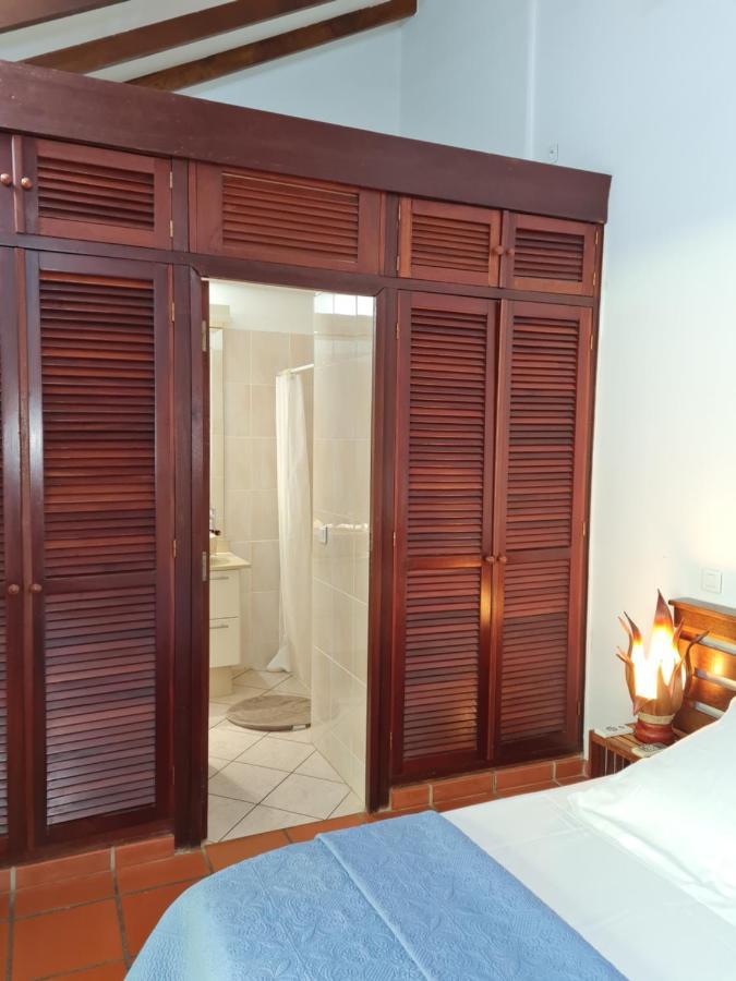 Chambre D'Hotes "Villa Rayon Vert" Deshaies Exterior foto